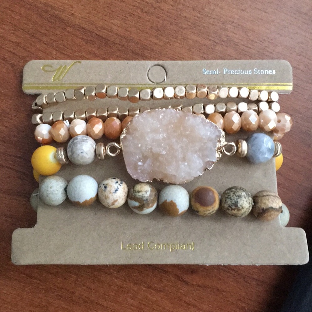 Beautiful 5 piece Druzy Stone Bracelet